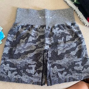 Black NVGTN Camo Shorts size M